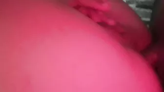 متناكه اخوها بينيك طيزها والممحونه تقوله حط زبك كله