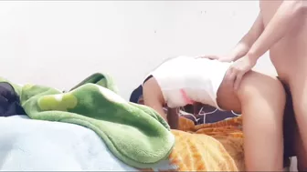 لبوه مصريه بتاخد الفلوس من اخوها وتخليه ينيك طيزها