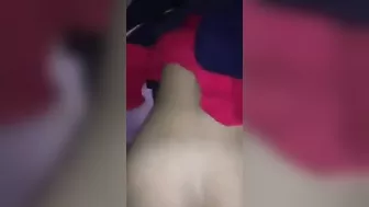 عراقية قحبة حبيبها بينيك كسها الضيق وتتوجع بصوت عالي