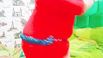 احلى رقص وعرض بزاز من مغربية مع متابعينها