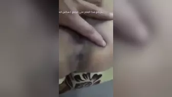 عراقية بترقص للزبون وتمص الزب وتتناك بكل الاوضاع