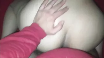 عراقية تفتح طيزها الكبيرة وتتناك مع ابن خالها الغني