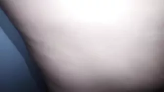 الشقه فاضيه والواد منيمها ورافع رجليها ومش راحم كسها