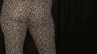 مصرية بزازها جامدة بتتاك على الواقف وتتوجع بصوت عالي