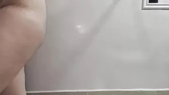 البواب قلعها وبيقفش بزازها وبينيكها على الواقف وتتوجع