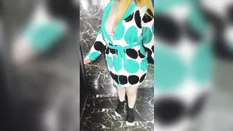 رقاصة بتتناك من طيزها الكبيرة مع زبون غني وتتصور