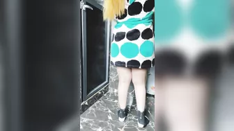 رقاصة بتتناك من طيزها الكبيرة مع زبون غني وتتصور