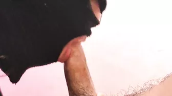 المتناكة بتمص الزب زي المحرومة وتتنطط عليه وصوتها عالي