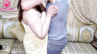 البت جسمها فاجر مع زبون فاشخ طيزها نيك خلفي في بيتها