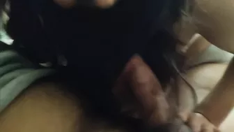 لبوة بتلحس وتمص الزب زي الخبيرة واخوها بيصورها