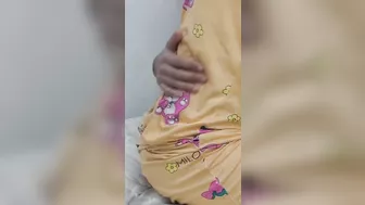 متناكة مصرية قاعده على زب حبيبها وتصرخ بصوت عالي