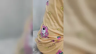 متناكة مصرية قاعده على زب حبيبها وتصرخ بصوت عالي