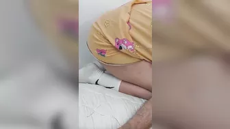 متناكة مصرية قاعده على زب حبيبها وتصرخ بصوت عالي