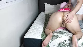 فلاحة الزبون بيقفش بزازها الكبيرة ويفشخها بكل الاوضاع