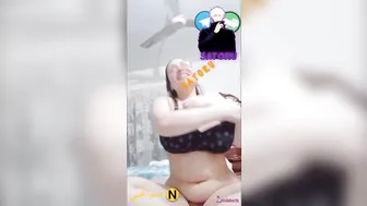 احلى بزاز كبيرة وملبن بتتقفش في فيديو مسرب تهيج