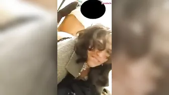 مزة مصرية بتعرض بزازها وتمص الزب وتقعد عليه