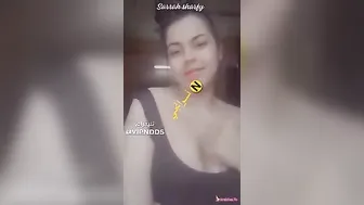 مصريه لبوه اوي مطلعه بزازها ومش رحماهم تقفيش
