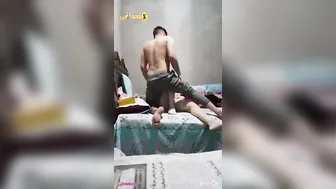 مصرية اخوها نزقها على السرير ونازل نيك بكل الاوضاع