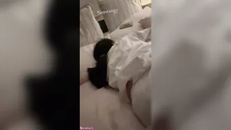 مصرية اخوها الديوث بيقفش طيزها ويصورها وهي نايمه