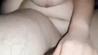 مصرية جسمها نار بتمص الزب وتاخده في كسها كامل