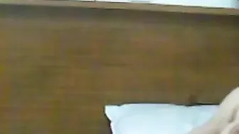 مصرية ممحونة عشيقها نازل فيها بوس ونيك بكل الاوضاع