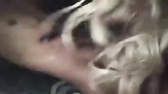 متناكة مصرية بتمص زب الزبون زي المحرومة وتتفضح