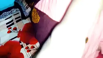 فلاحة مصرية جامدة الزبون بينيك في طيزها وبيصورها