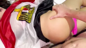 مصرية جميلة بتمص الزب على السرير وتتناك بكل عنف