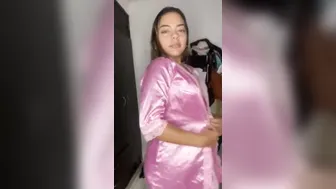 رقص وعرض جسم من مصرية جامدة على الاخر