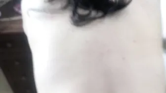 مصرية بزازها كبيرة وملبن حبيبها بيقفش بزازها وينيكها