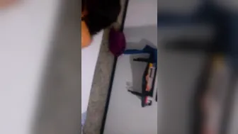 البت بزازها جامدة ماسكه في الزب وبتصمه زي المحرومة