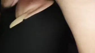 بنت مغربية بتتناك بزب حبيبها وتحط الهزاز على كسها