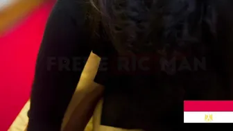 لبوة طيزها ملبن وناعمة بتركب زب الزبون واحلى تنطيط