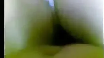 مصرية هيجانة على مديرها وتفتحله كسها على الاخر