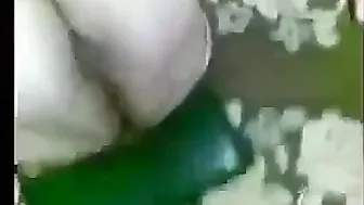 مصرية هيجانة على مديرها وتفتحله كسها على الاخر