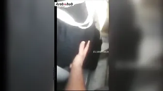 فيديو تحرش من اوتوبيس في القاهرة واحلى تقفيش طيز