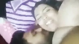 شرموطة مصرية بتخون جوزها وتتصور وقت نيكها