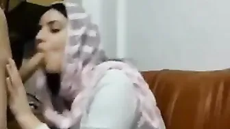 محجبة مغربية بتاخد الزب في طيزها بعد مصه مع حبيبها