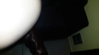 بت فاجره طيزها كبيره وبتتهز وهي بتتناك خلفي عنيف