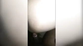 زوجة عراقية بتتفشخ نيك على سرير زوجها وتتصور