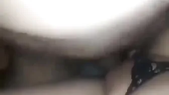 بت عربيه فاجره كسها مفتوح والزبر بيدخل فيه كامل وتصرخ