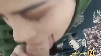 متناكه محجبه ماسكه في الزب وفشخاه مص وتدليك زي المحرومه