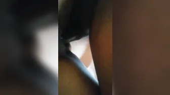 قحبة خليجية مربربة بتاخد زب حبيبها في كسها وتصرخ