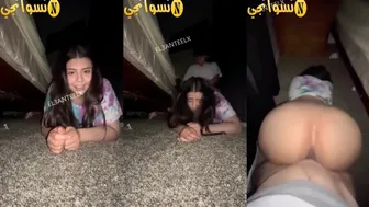 لبوه مبسوطه واخوها رافع طيزها الجامده وبينيكها خلفي