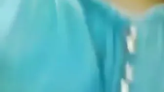 مزة مغربية بتتنطط على الزب الكبير وحبيبها