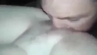 ممحونة مغربية حبيبها بيلحس في كسها وهي تصوره