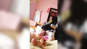 لبوه مصريه ماسكه في الزب وفشخاه مص وتتناك عنيف