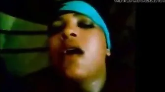 لبوة مصرية بتحب تتناك بجميع الاوضاع وصوتها عالي
