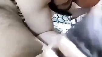 عراقية ممحونة بتمص الزب للزبون وتدلع في الفيديو