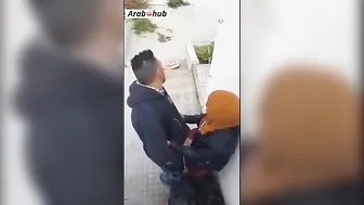 محجبة مغربية بتمص زب حبيبها في الشارع وتتناك خلفي